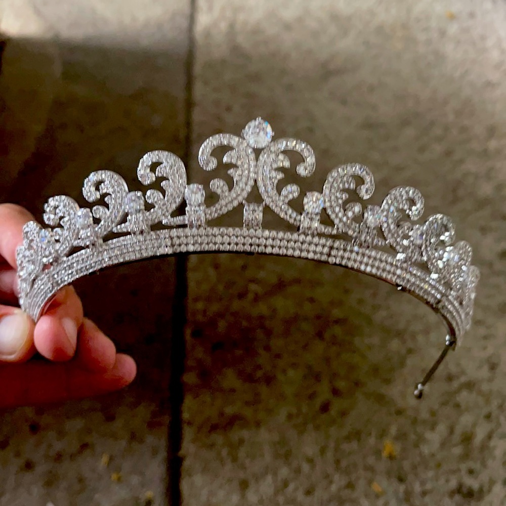 Cubic Zirconia (American Diamond) tiara